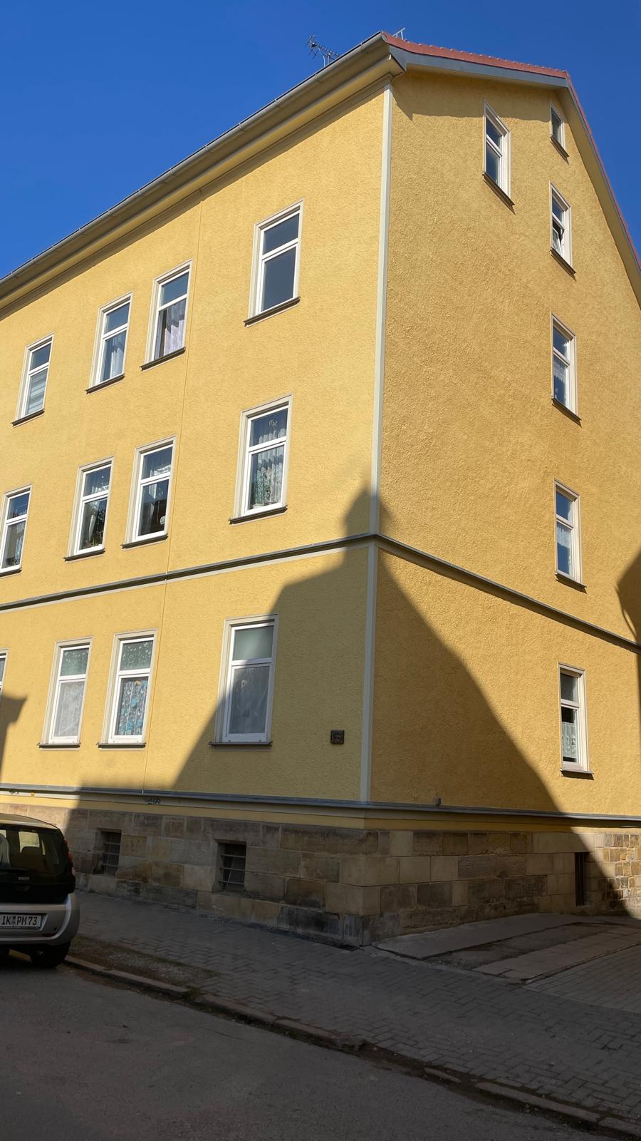 Gepflegte Objektansicht einer Wohnimmobilie